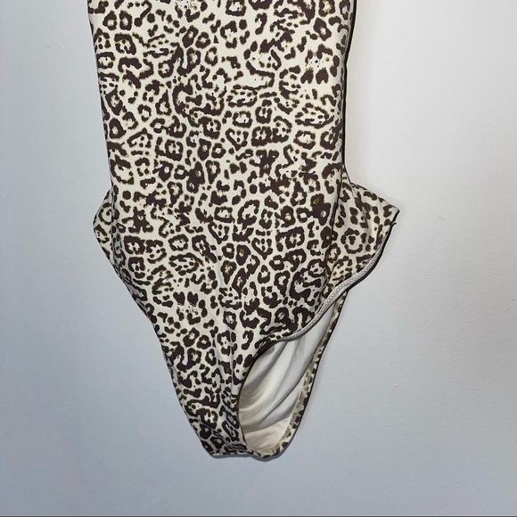 One-piece Swimsuit leopard print size M touché balneaire - Picture 5 of 11